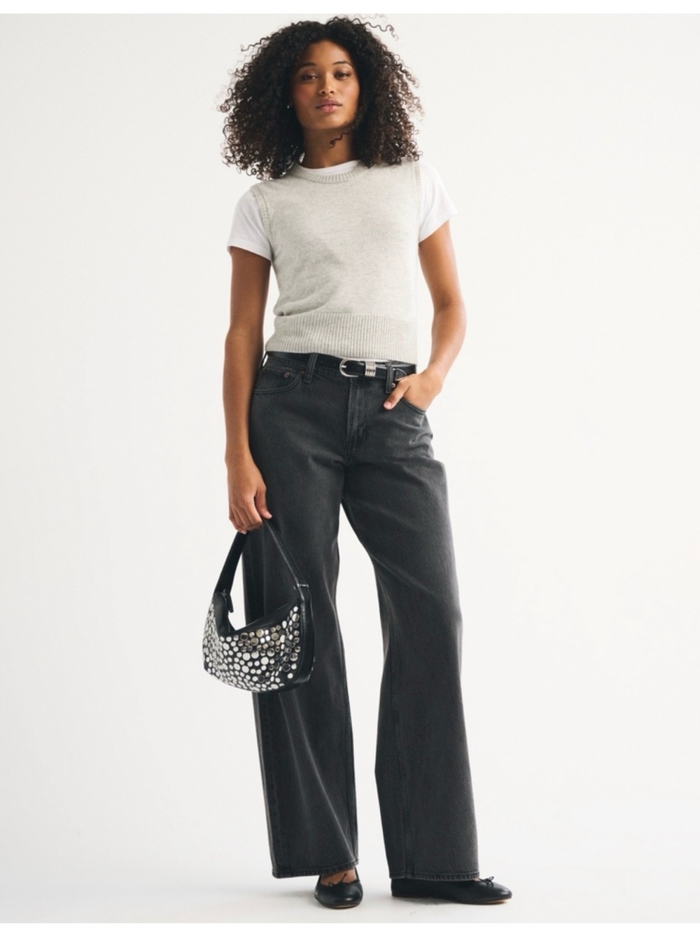 Abercrombie High-Rise Loose Jean - Washed Black